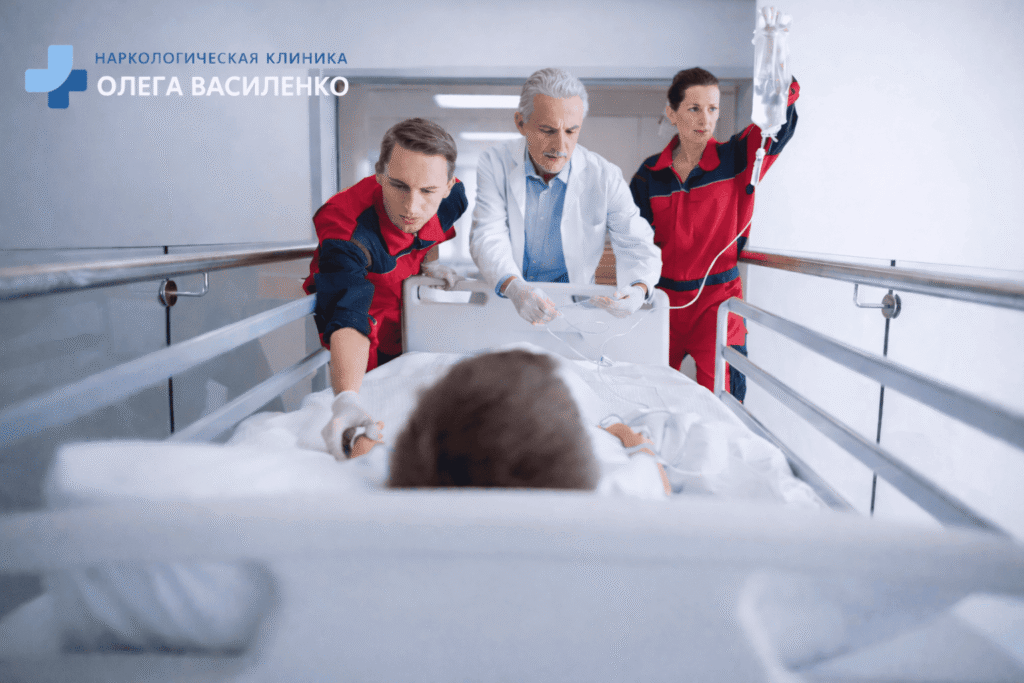 Пацієнта везуть до реанімації.